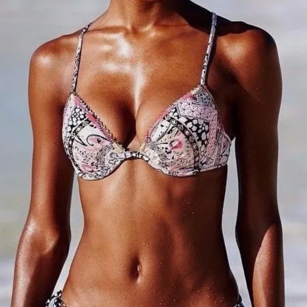Victoria Secret Bikini Set - Picture 5 of 13